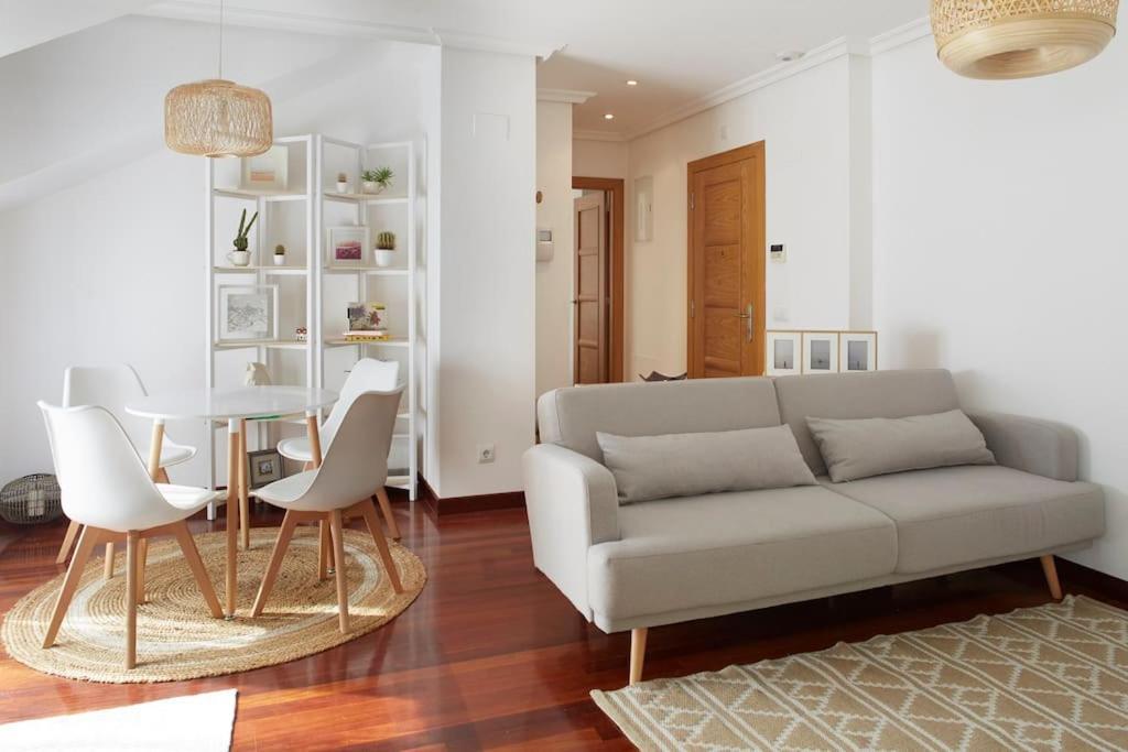 Apartamento Con Terraza A Un Paso De La Playa Gijón Esterno foto