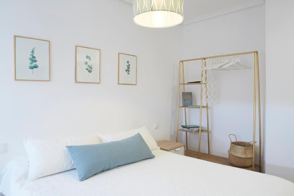 Apartamento Con Terraza A Un Paso De La Playa Gijón Esterno foto